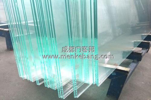 玻璃是什么,对玻璃的认识,玻璃用什么材料做的