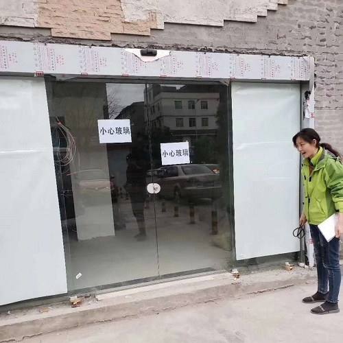 无人酒店感应门案例